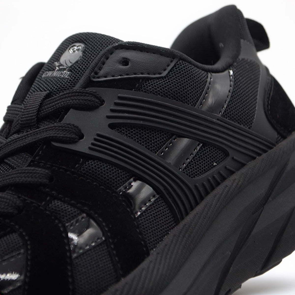 C.W.NICOL 厚底ソール テック系 スポーティ Volume Lace Tech スニーカー  レディース ブラック 【CW-146_BL】