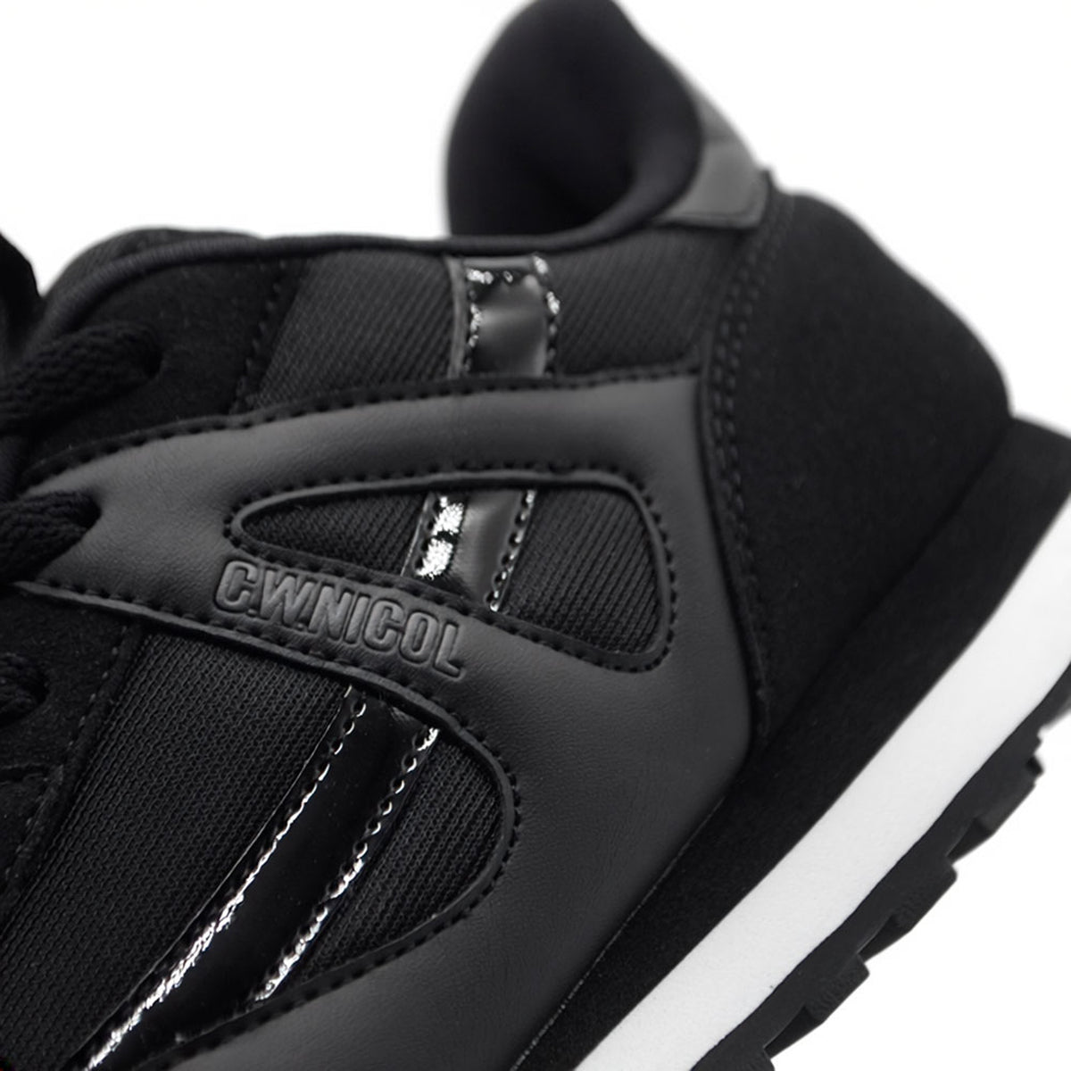 【20％OFF】C.W.NICOL テックデザイン クラシックランニング トラディショナル ローテク Town Walk Techスニーカー レディース ブラック【CW-148_BL】