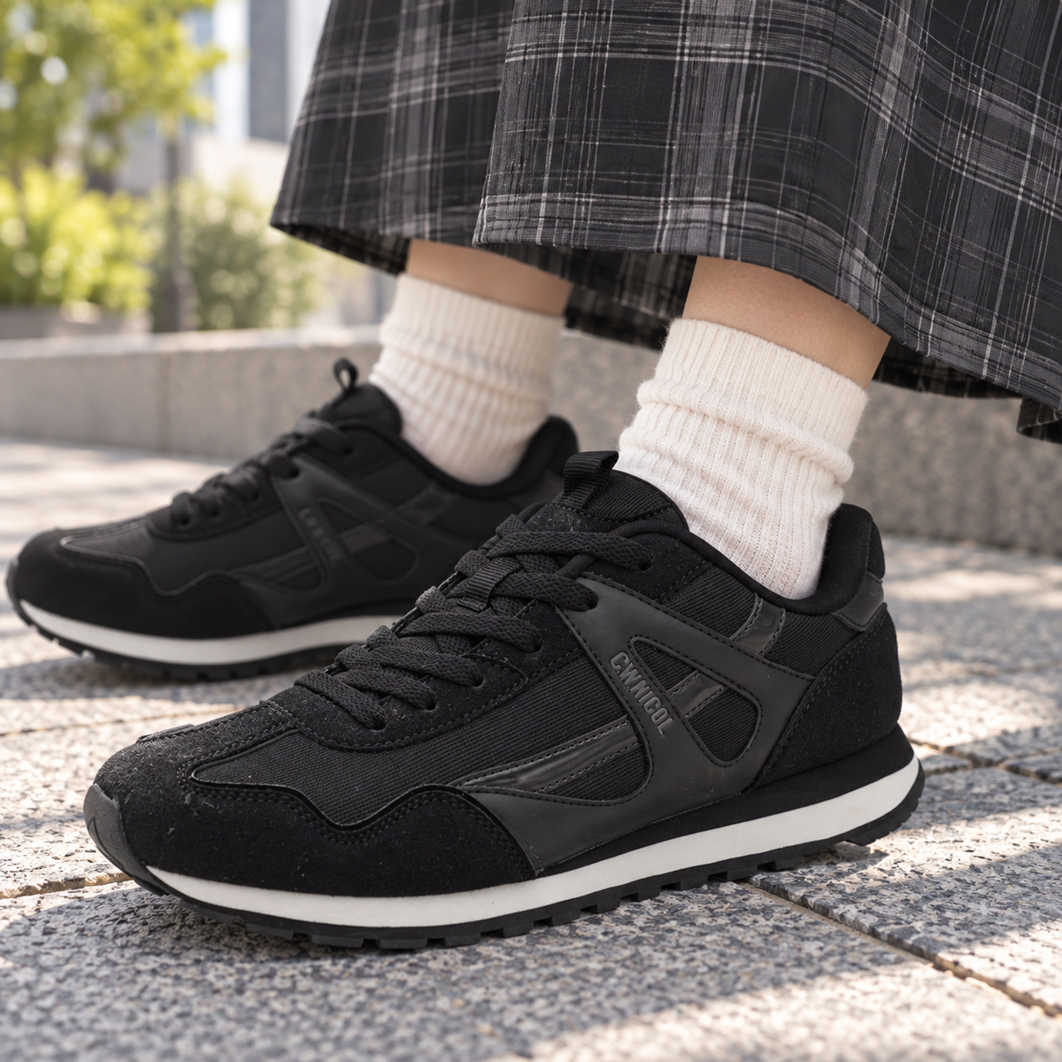【SALE】【20％OFF】C.W.NICOL テックデザイン クラシックランニング トラディショナル ローテク Town Walk Techスニーカー レディース ブラック【CW-148_BL】