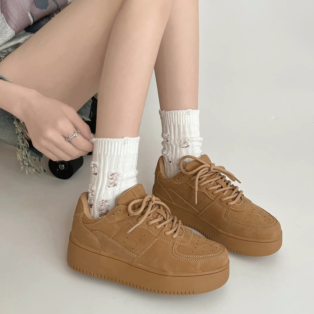 Shoes in Closet 軽量 厚底 ベーシック コートスニーカー 1483 ベージュ SIC-1483_BG