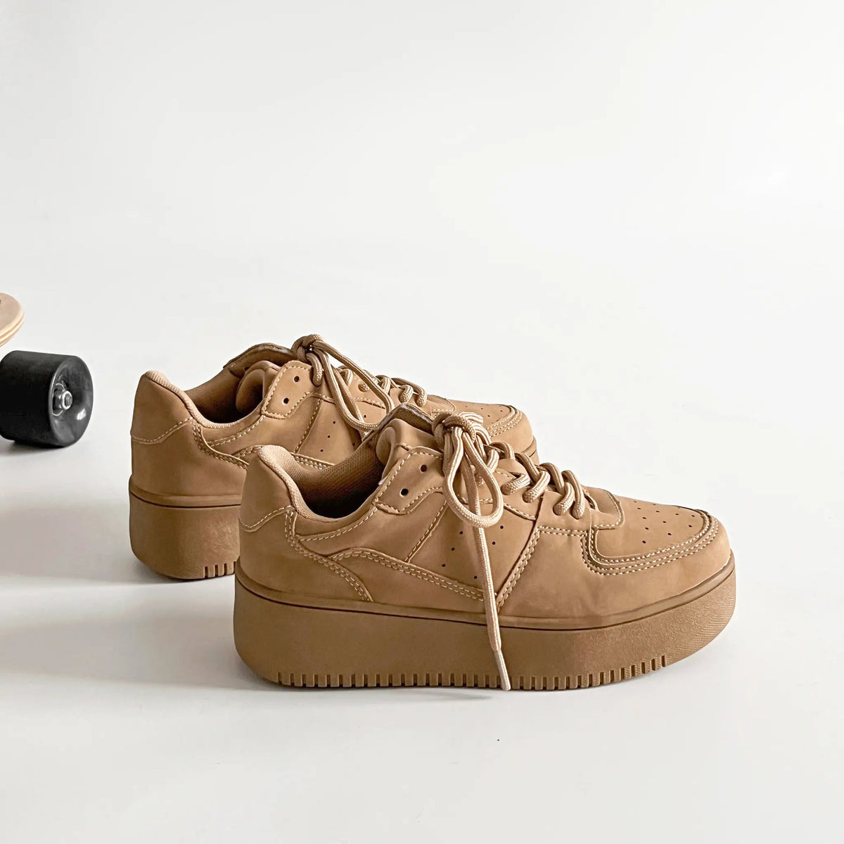 Shoes in Closet 軽量 厚底 ベーシック コートスニーカー 1483 ベージュ SIC-1483_BG