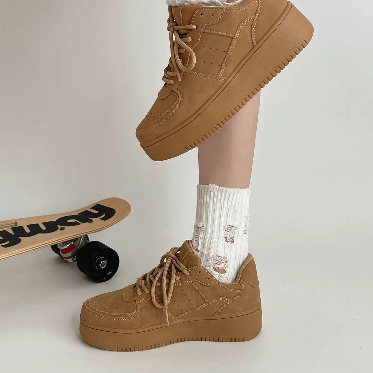 Shoes in Closet 軽量 厚底 ベーシック コートスニーカー 1483 ベージュ SIC-1483_BG