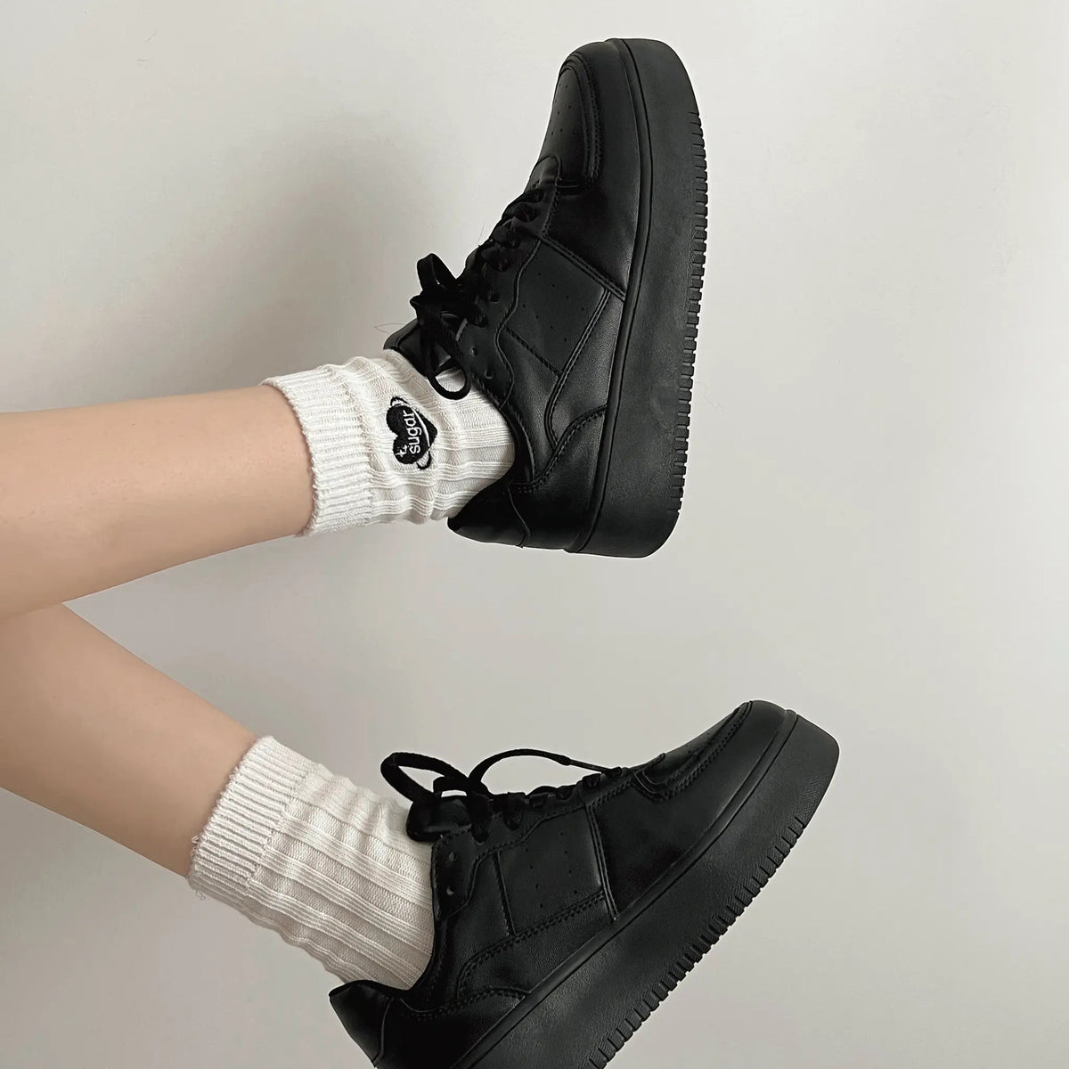 Shoes in Closet 軽量 厚底 ベーシック コートスニーカー 1483 ブラック/ブラック SIC-1483_BLK/BLK