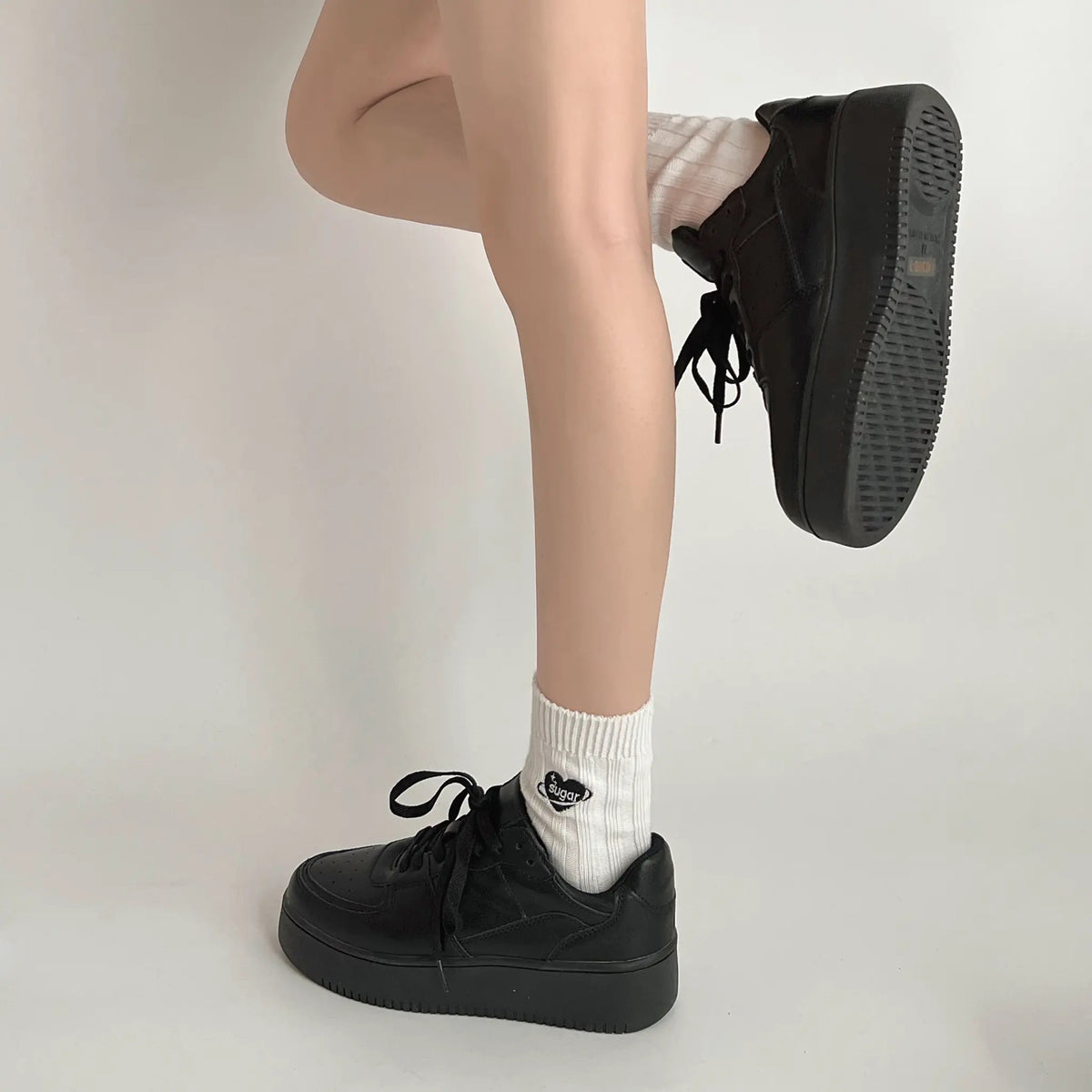 Shoes in Closet 軽量 厚底 ベーシック コートスニーカー 1483 ブラック/ブラック SIC-1483_BLK/BLK