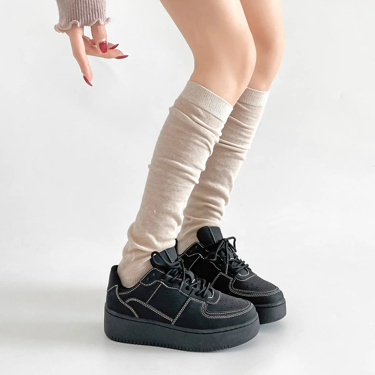 Shoes in Closet 軽量 厚底 ベーシック コートスニーカー 1483 ブラック/ヌバック SIC-1483_BLK/N
