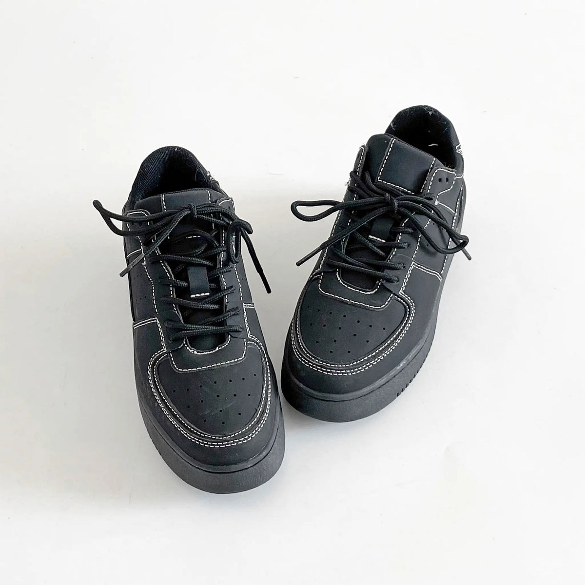 Shoes in Closet 軽量 厚底 ベーシック コートスニーカー 1483 ブラック/ヌバック SIC-1483_BLK/N