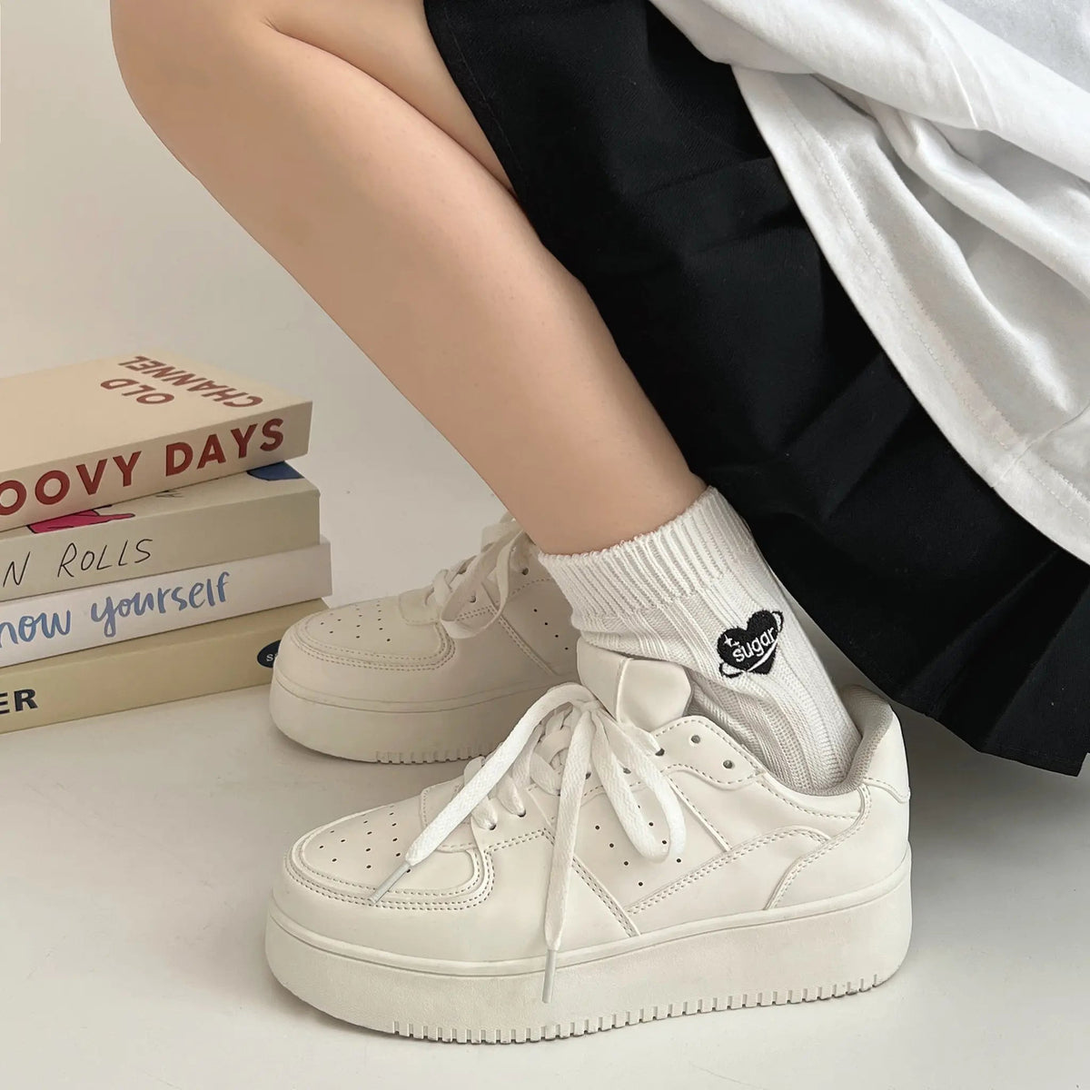 Shoes in Closet 軽量 厚底 ベーシック コートスニーカー 1483 ホワイト SIC-1483_WHT