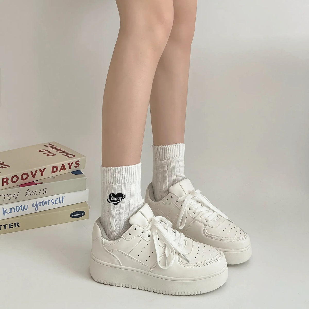 Shoes in Closet 軽量 厚底 ベーシック コートスニーカー 1483 ホワイト SIC-1483_WHT