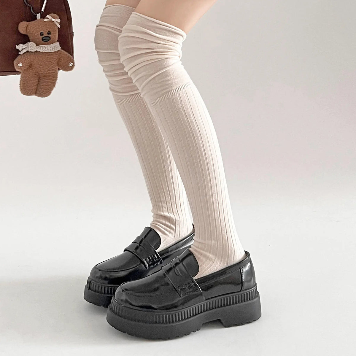 Shoes in Closet 軽量 厚底 2段ソール シンプル コインローファー 1891 ブラック/エナメル SIC-1891_BLK/E
