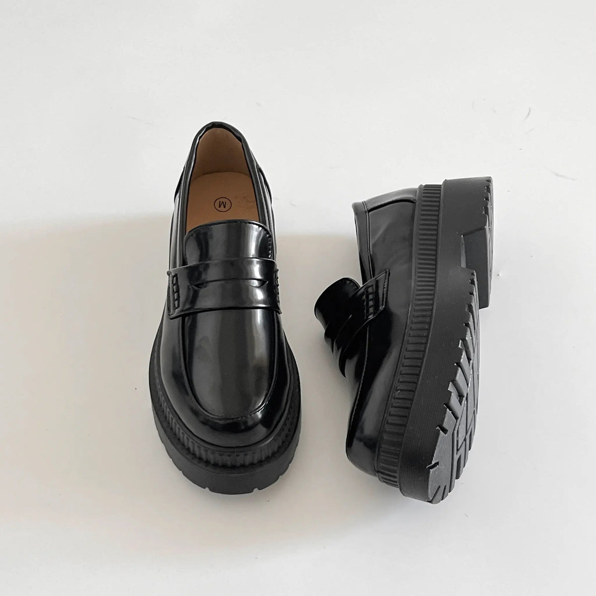 Shoes in Closet 軽量 厚底 2段ソール シンプル コインローファー 1891 ブラック/エナメル SIC-1891_BLK/E