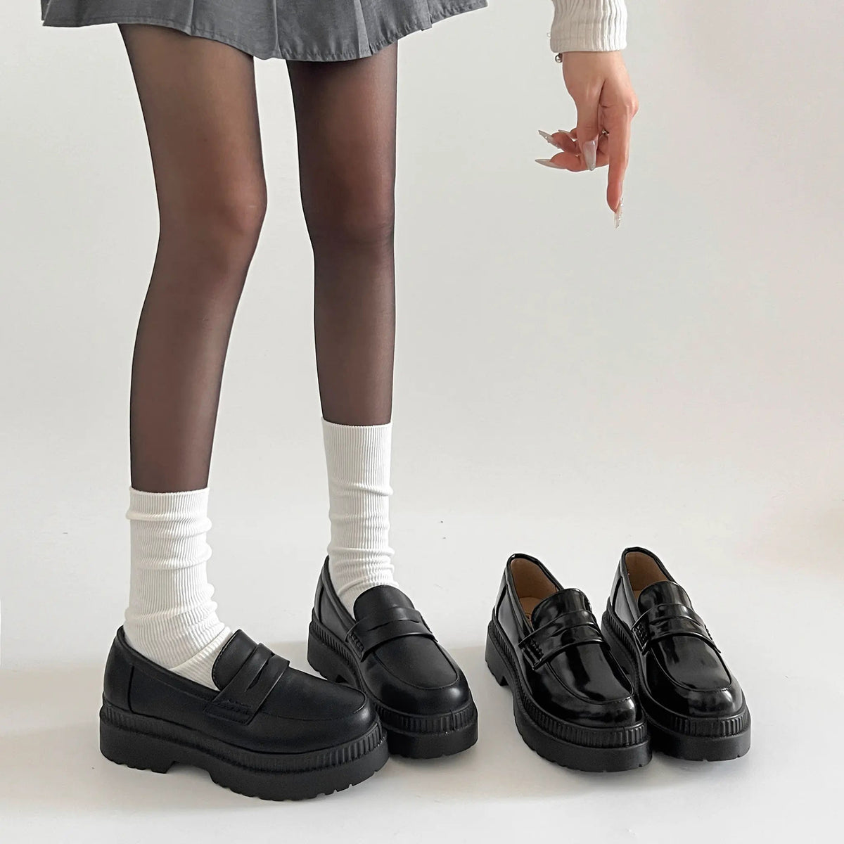 Shoes in Closet 軽量 厚底 2段ソール シンプル コインローファー 1891 ブラック/エナメル SIC-1891_BLK/E