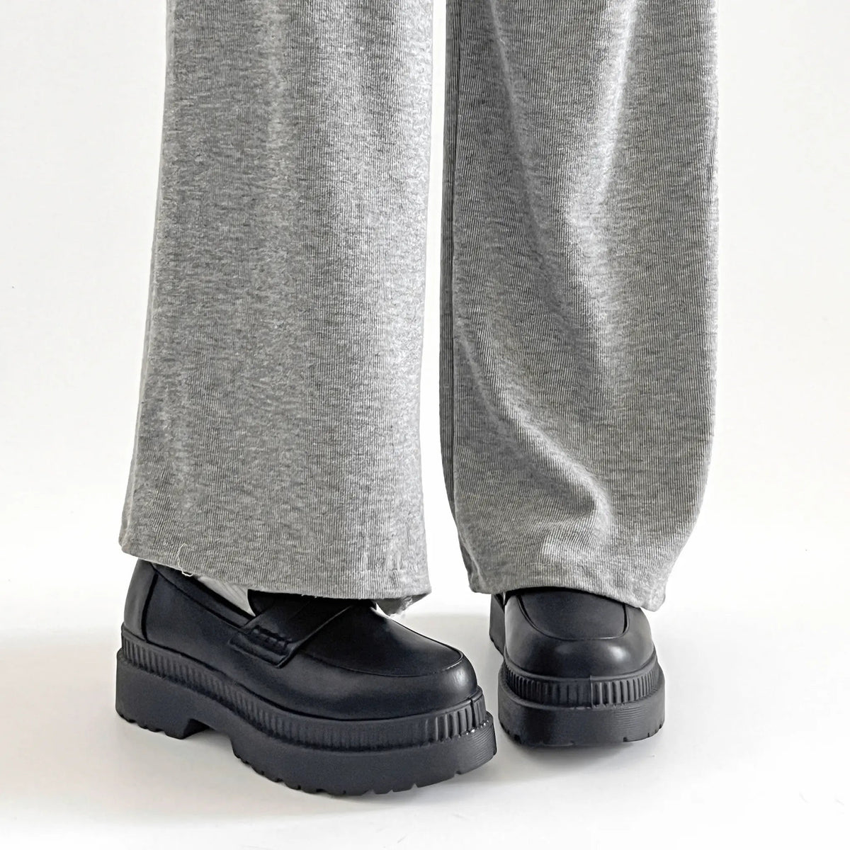 Shoes in Closet 軽量 厚底 2段ソール シンプル コインローファー 1891 ブラック SIC-1891_BLK/PU