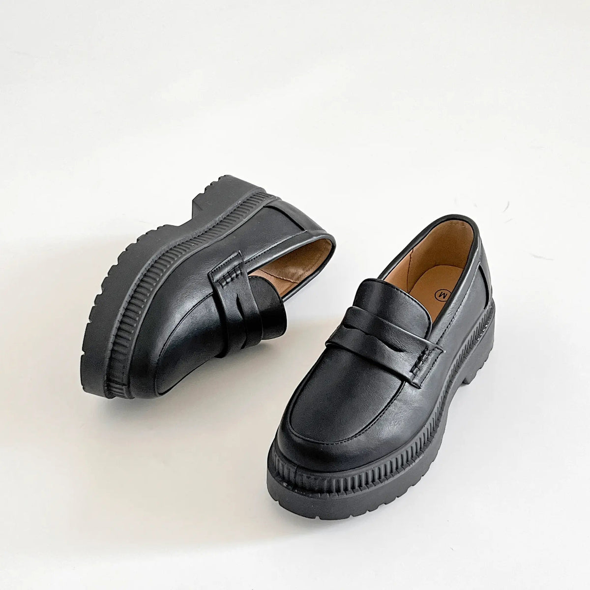 Shoes in Closet 軽量 厚底 2段ソール シンプル コインローファー 1891 ブラック SIC-1891_BLK/PU