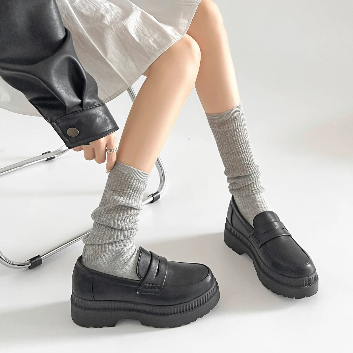 Shoes in Closet 軽量 厚底 2段ソール シンプル コインローファー 1891 ブラック SIC-1891_BLK/PU