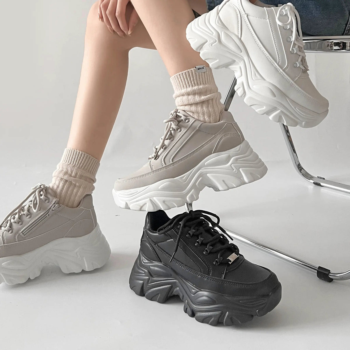 Shoes in Closet 軽量 厚底 ボリュームソール ファスナーつき ミッドカット スニーカー 1929 ブラック SIC-1929_BLK