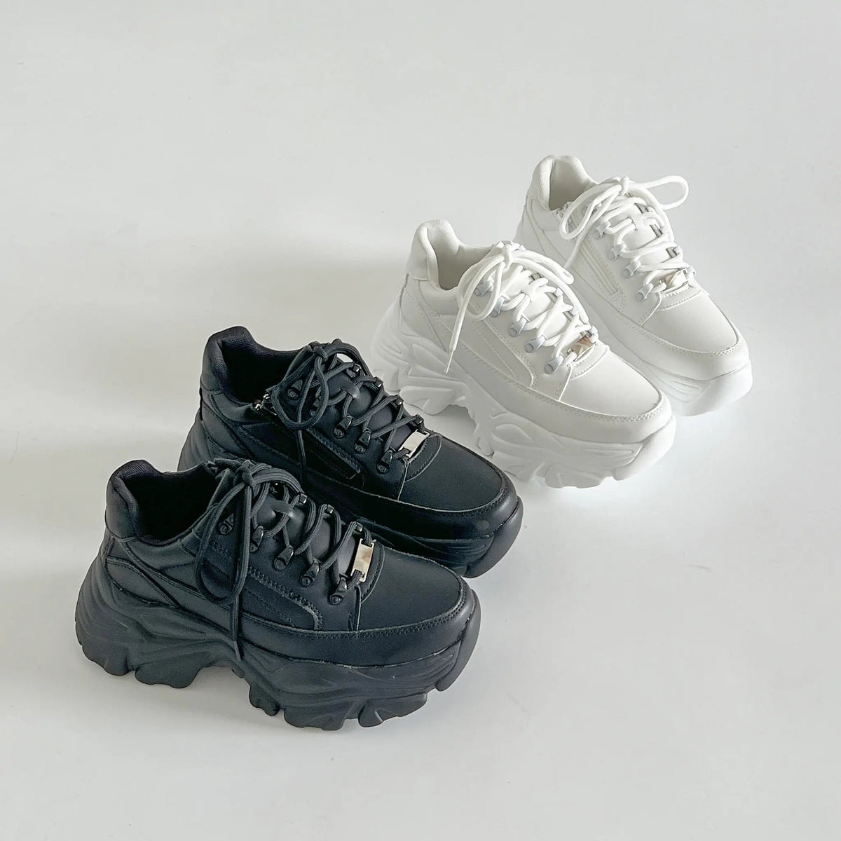 Shoes in Closet 軽量 厚底 ボリュームソール ファスナーつき ミッドカット スニーカー 1929 ブラック SIC-1929_BLK