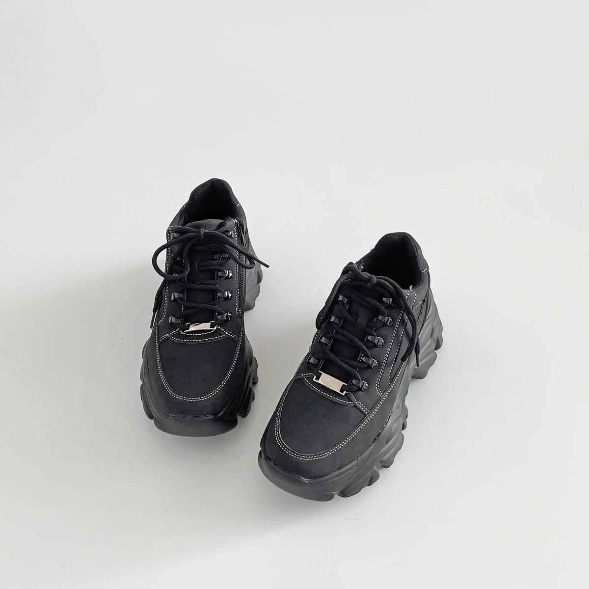 Shoes in Closet 軽量 厚底 ボリュームソール ファスナーつき ミッドカット スニーカー 1929 ブラック/ヌバック SIC-1929_BLK/N
