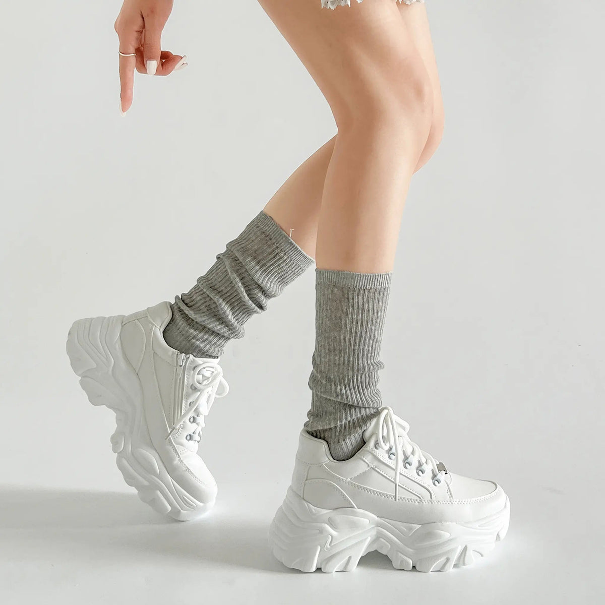 Shoes in Closet 軽量 厚底 ボリュームソール ファスナーつき ミッドカット スニーカー 1929 ホワイト SIC-1929_WHT