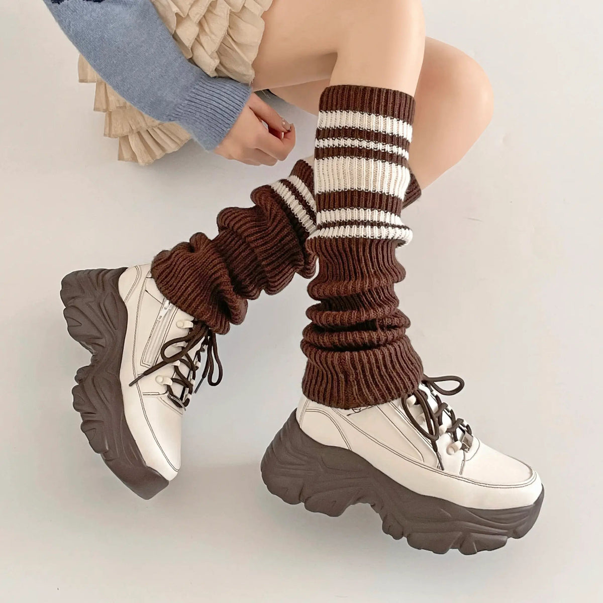 Shoes in Closet 軽量 厚底 ボリュームソール ファスナーつき ミッドカット スニーカー 1929 ホワイト/ブラウン SIC-1929_WHT/BR