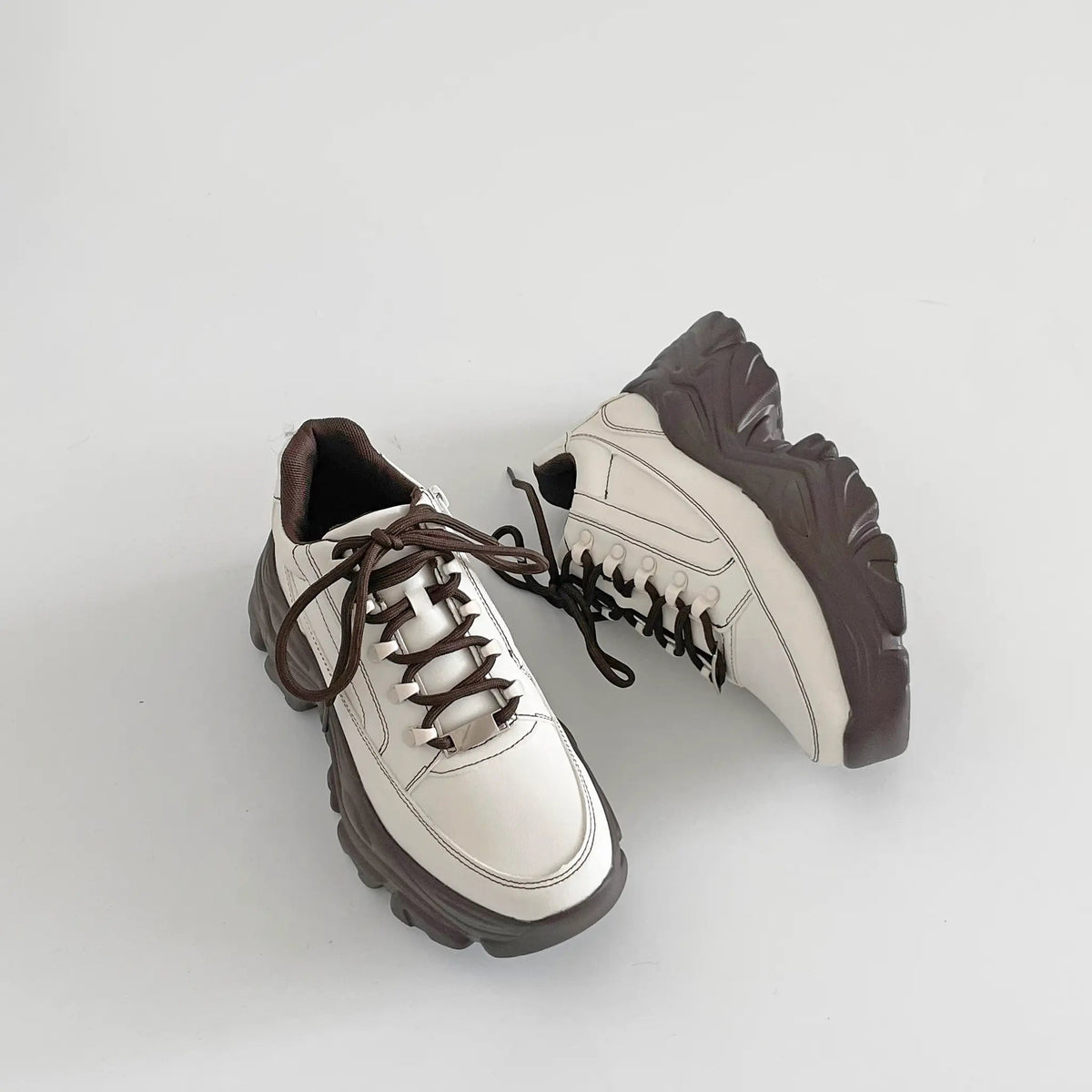 Shoes in Closet 軽量 厚底 ボリュームソール ファスナーつき ミッドカット スニーカー 1929 ホワイト/ブラウン SIC-1929_WHT/BR