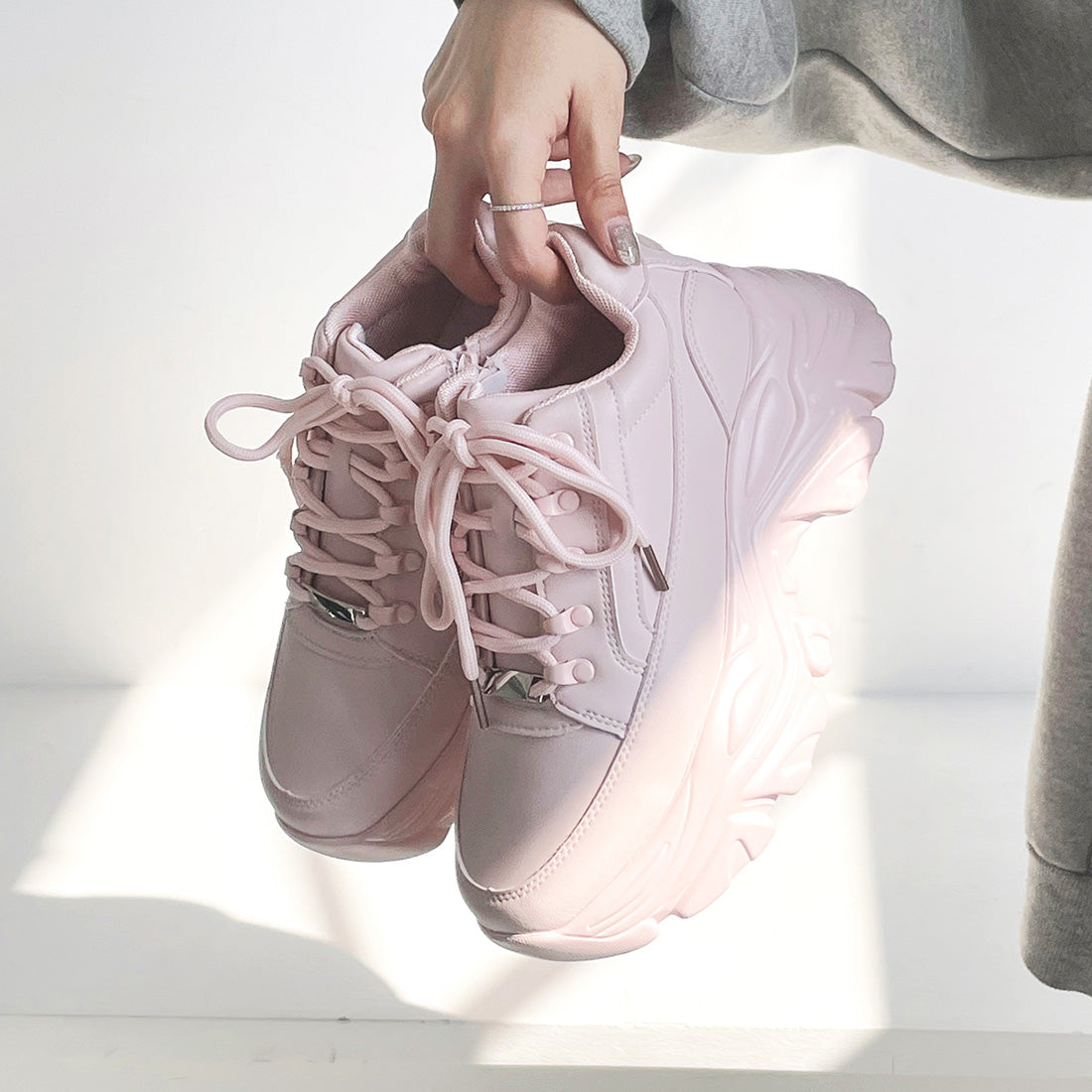 Shoes in Closet 軽量 厚底 ボリュームソール ファスナーつき ミッドカット スニーカー 1929 ピンク SIC-1929_PINK