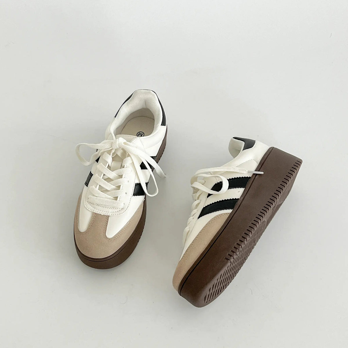 Shoes in Closet 軽量 厚底 ベーシック ダブルライン スニーカー 2448 ホワイト SIC-2448_WHT