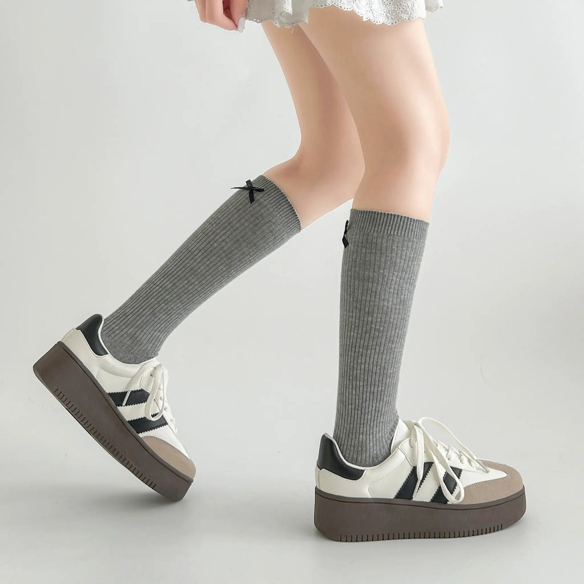 Shoes in Closet 軽量 厚底 ベーシック ダブルライン スニーカー 2448 ホワイト SIC-2448_WHT