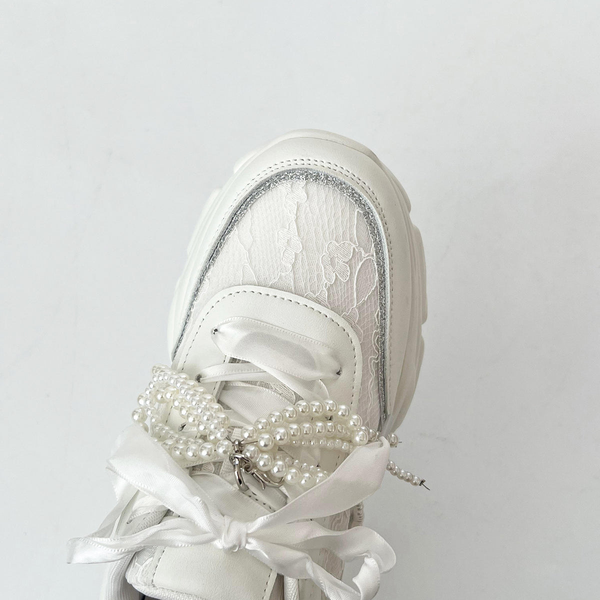 Shoes in Closet +6.5cm 軽量 厚底 2WAY パールリボン レース ボリューム スニーカー 2678 ホワイト SIC-2678_WHT