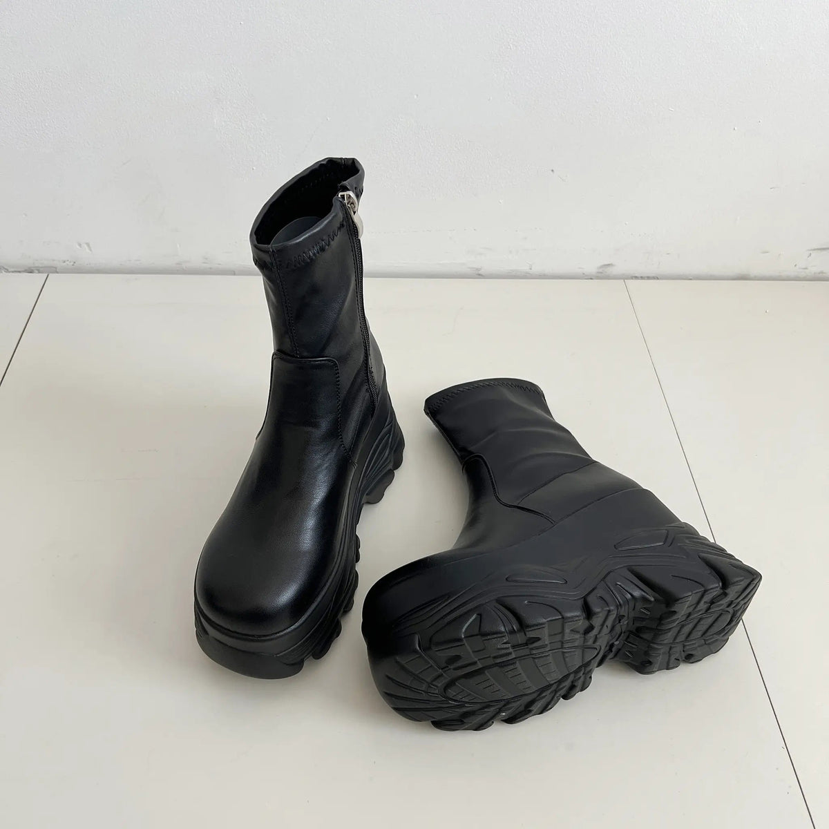 Shoes in Closet 厚底 ダブルソール ストレッチ ショートブーツ 537 ブラック SIC-537_BLK