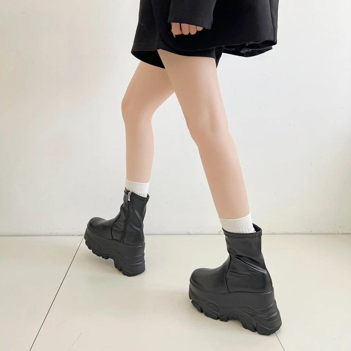 Shoes in Closet 厚底 ダブルソール ストレッチ ショートブーツ 537 ブラック SIC-537_BLK
