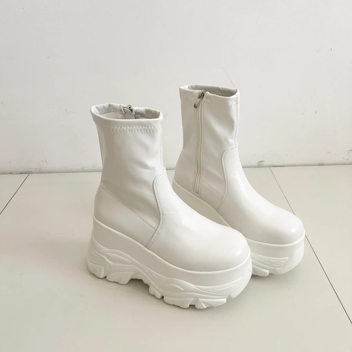 Shoes in Closet 厚底 ダブルソール ストレッチ ショートブーツ 537 アイボリー SIC-537_IV