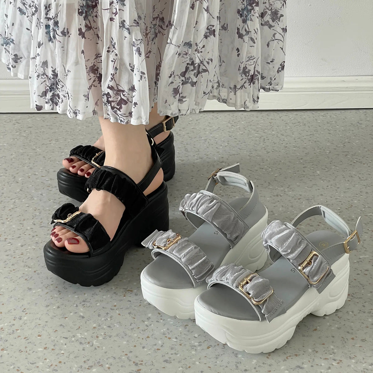 Shoes in Closet +9.0cm 超軽量 厚底 スタイルアップソール シアー ギャザー ベルト サンダル 5482 ブラック/ブラック SIC-5482_BLK/BLK