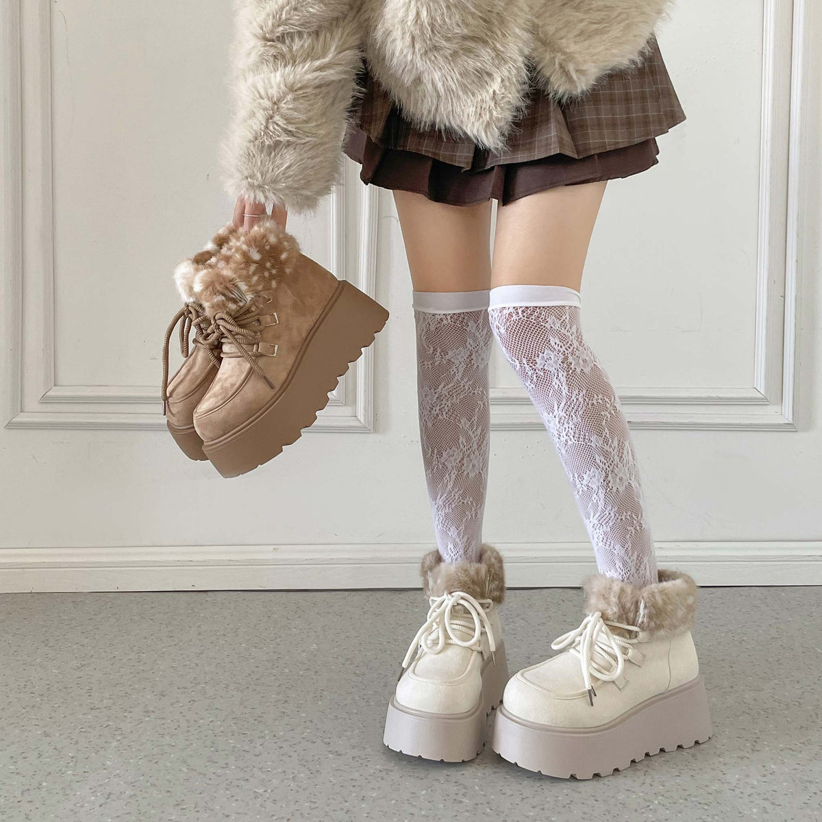 Shoes in Closet 厚底 プラットフォーム レースアップ ボア ムートン ブーツ 5840 ライトベージュ/バンビ SIC-5840_LT.BG/B
