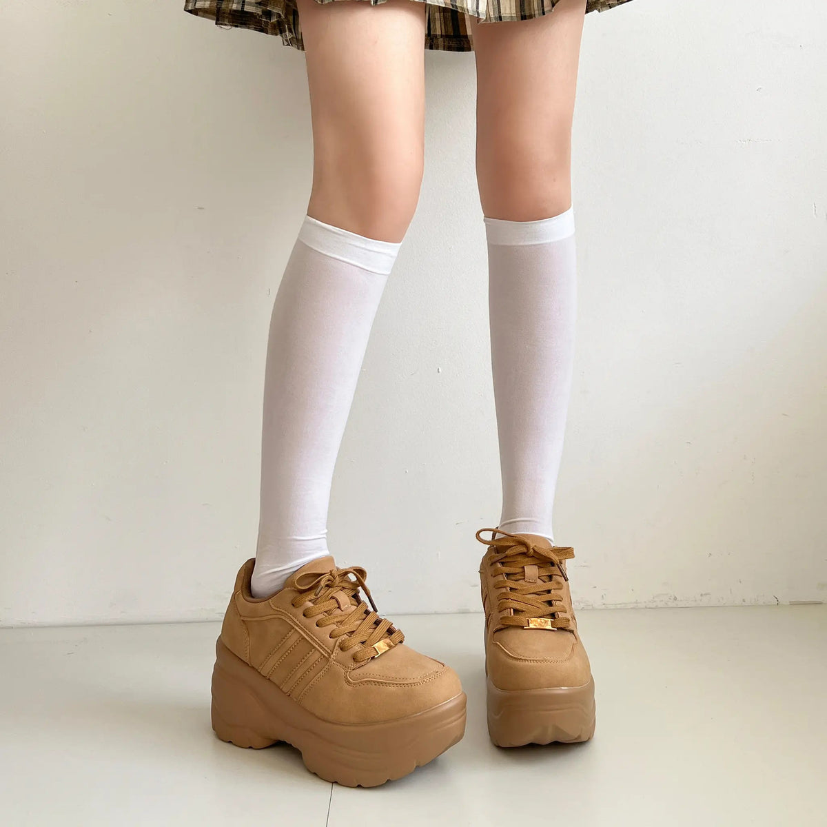 Shoes in Closet +9.0cm 軽量 厚底 スタイルアップソール ダブルライン スニーカー 5857 キャメル SIC-5857_CAMEL
