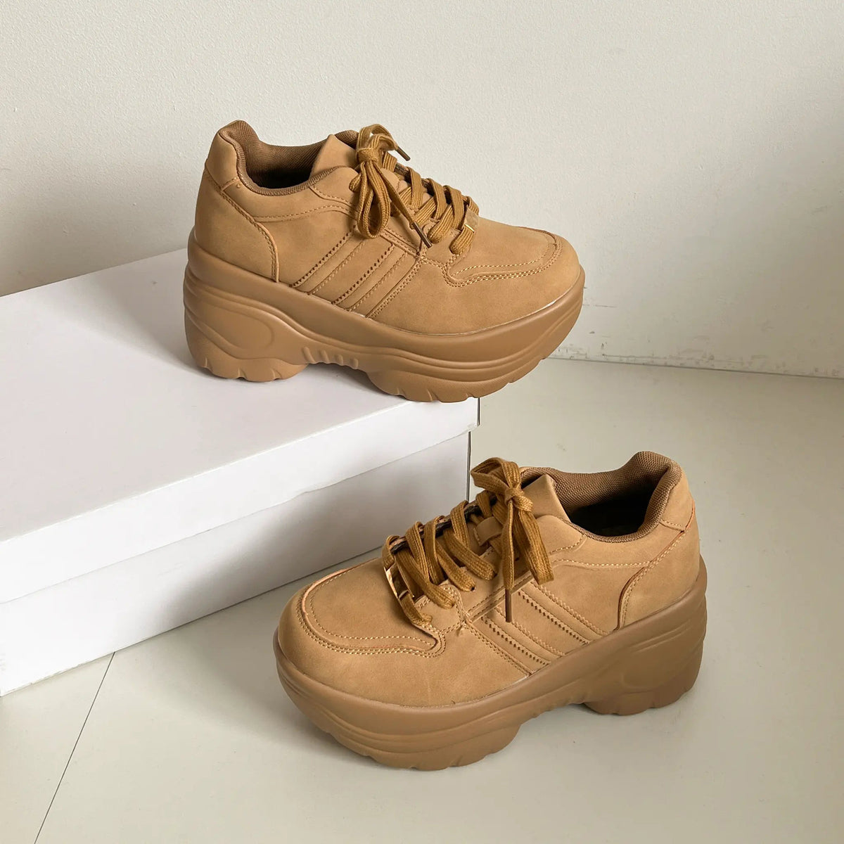 Shoes in Closet +9.0cm 軽量 厚底 スタイルアップソール ダブルライン スニーカー 5857 キャメル SIC-5857_CAMEL