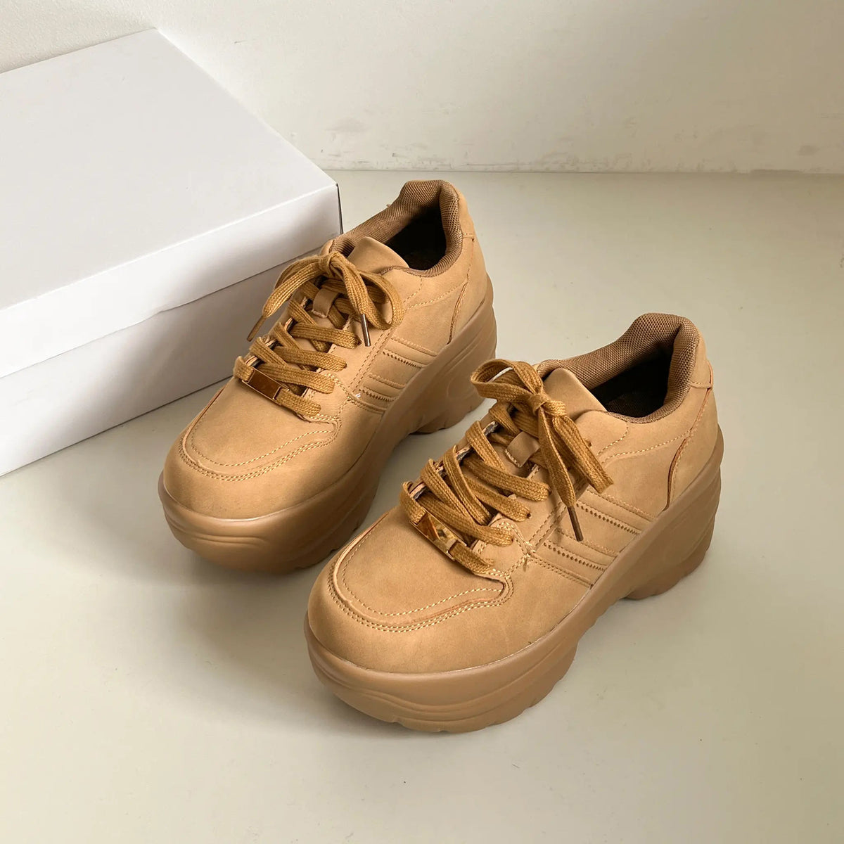 Shoes in Closet +9.0cm 軽量 厚底 スタイルアップソール ダブルライン スニーカー 5857 キャメル SIC-5857_CAMEL