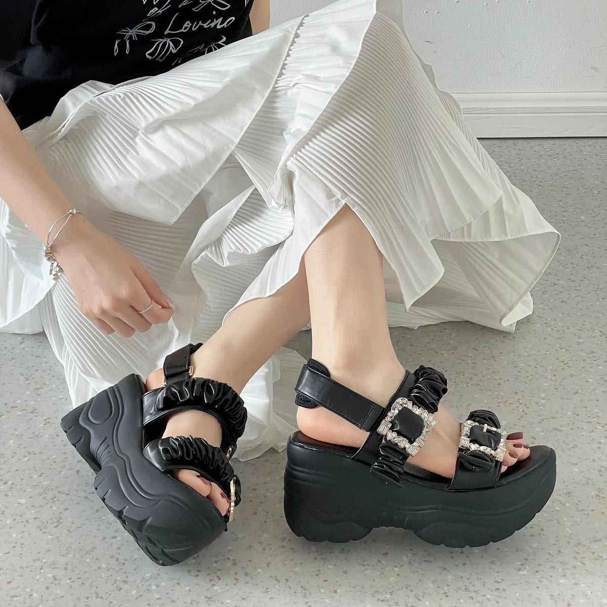 Shoes in Closet +9.0cm 軽量 厚底 ダブルベルト ビジューバックル スポーツサンダル 5920 ブラック/ブラック SIC-5920_BLK/BLK