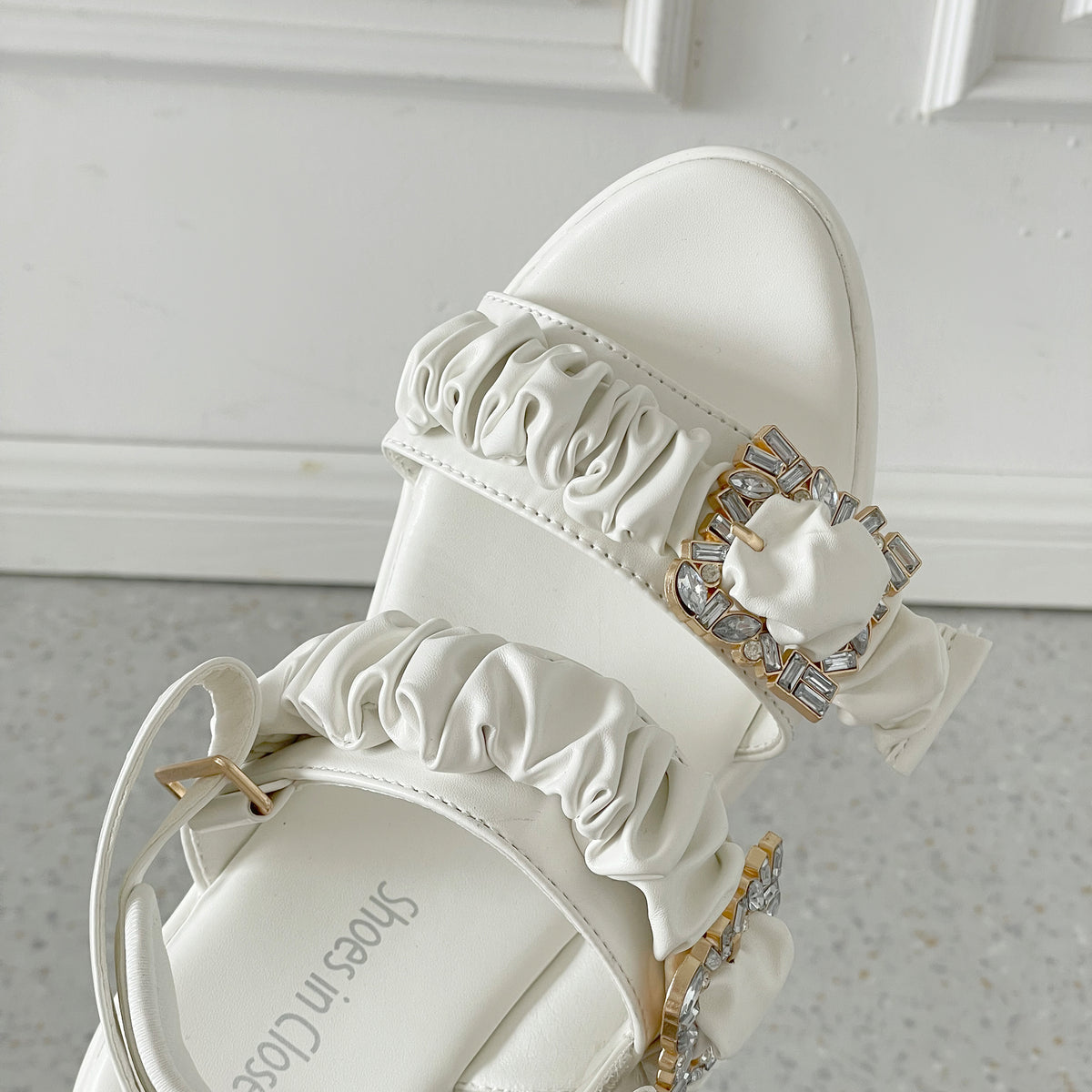 【SALE】 Shoes in Closet +9.0cm 軽量 厚底 ダブルベルト ビジューバックル スポーツサンダル 5920 ホワイト SIC-5920_WHT