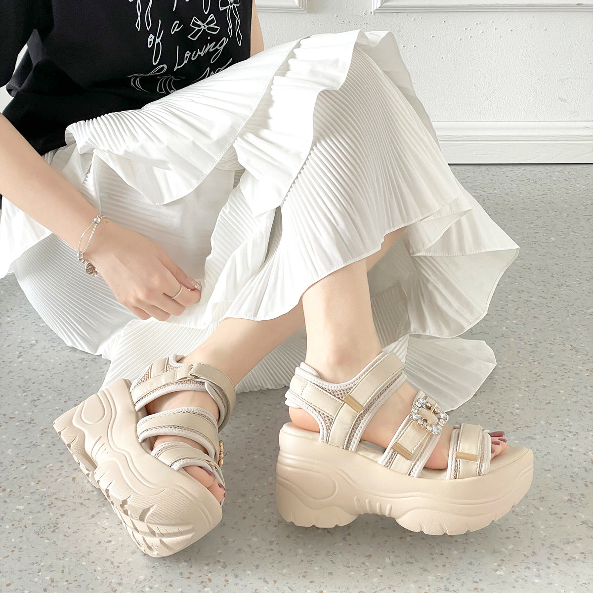 【SALE】 Shoes in Closet +9.0cm 超軽量 厚底 ビジューバックル サンダル 5989 アイボリー SIC-5989_IV