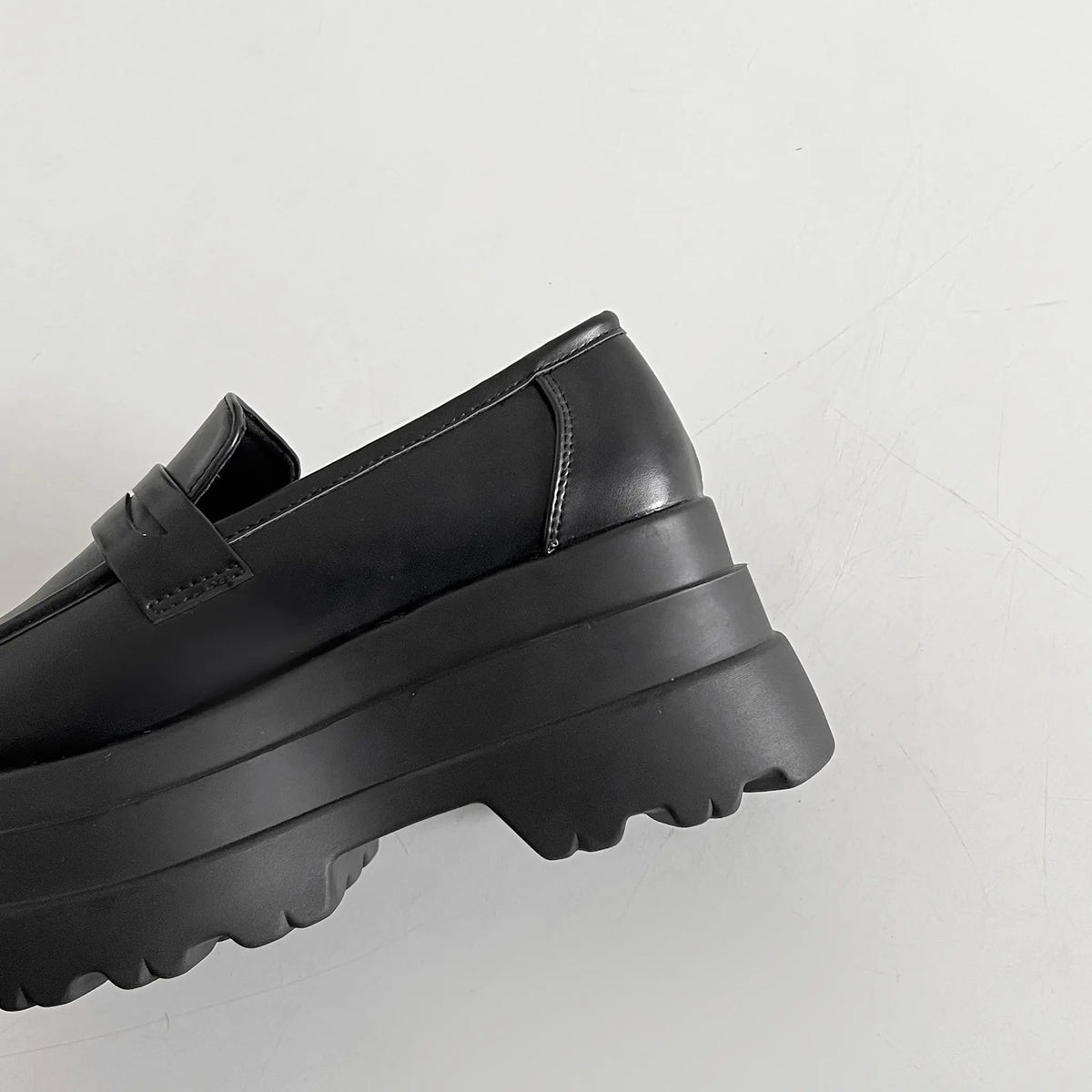 Shoes in Closet +8.5cm 厚底トリプルソール ボリューム コインローファー 6318 ブラック SIC-6318_BLK/PU