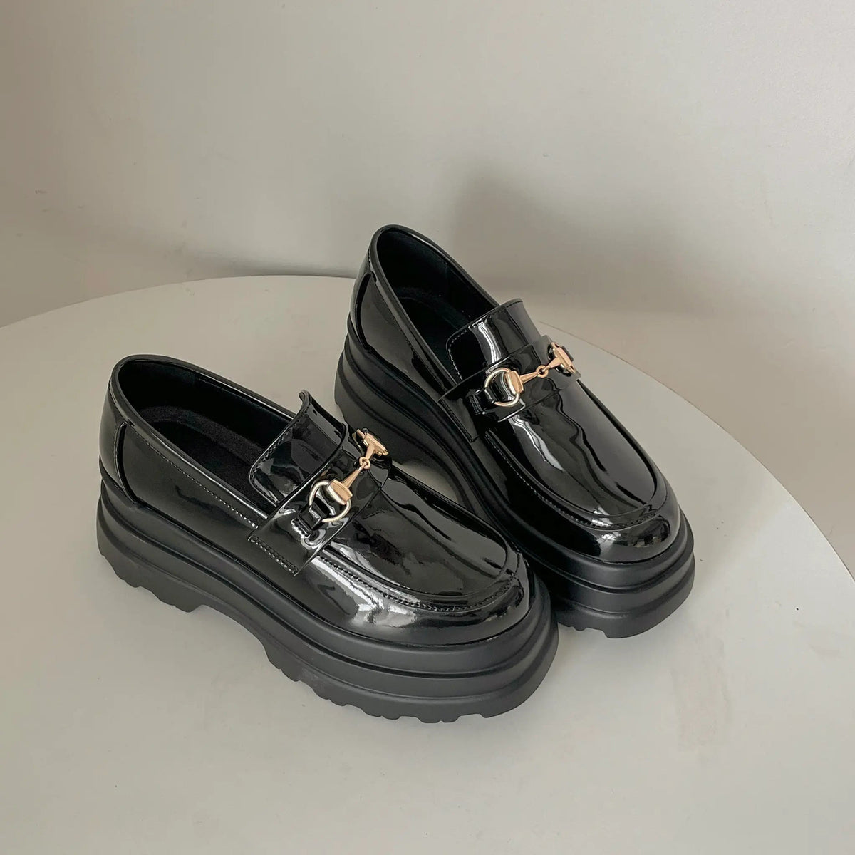 Shoes in Closet +8.5cm 軽量 厚底 トリプルソール ボリューム ビット ローファー 6319 ブラック/エナメル SIC-6319_BLK/E