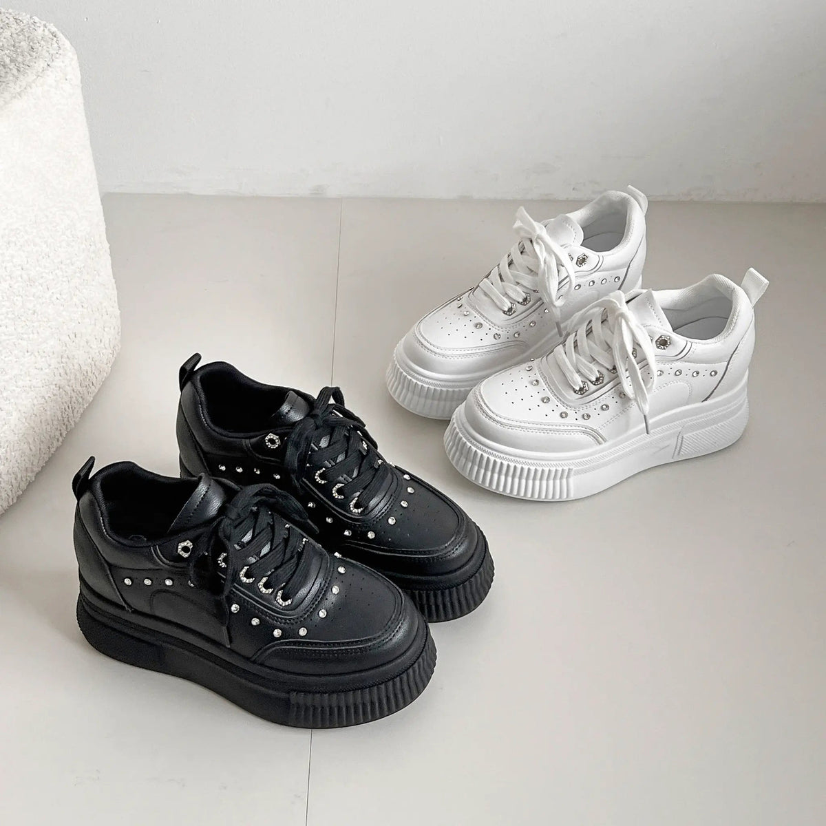 Shoes in Closet 厚底 インヒール入り ビジューパーツ スニーカー 6434 ブラック SIC-6434_BLK