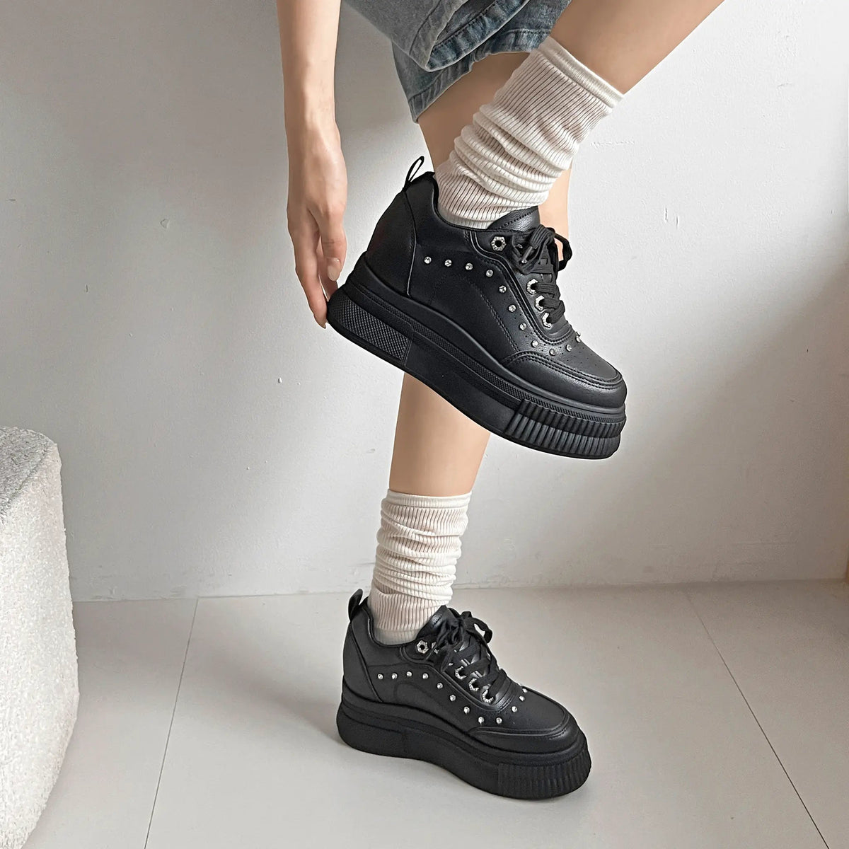 Shoes in Closet 厚底 インヒール入り ビジューパーツ スニーカー 6434 ブラック SIC-6434_BLK