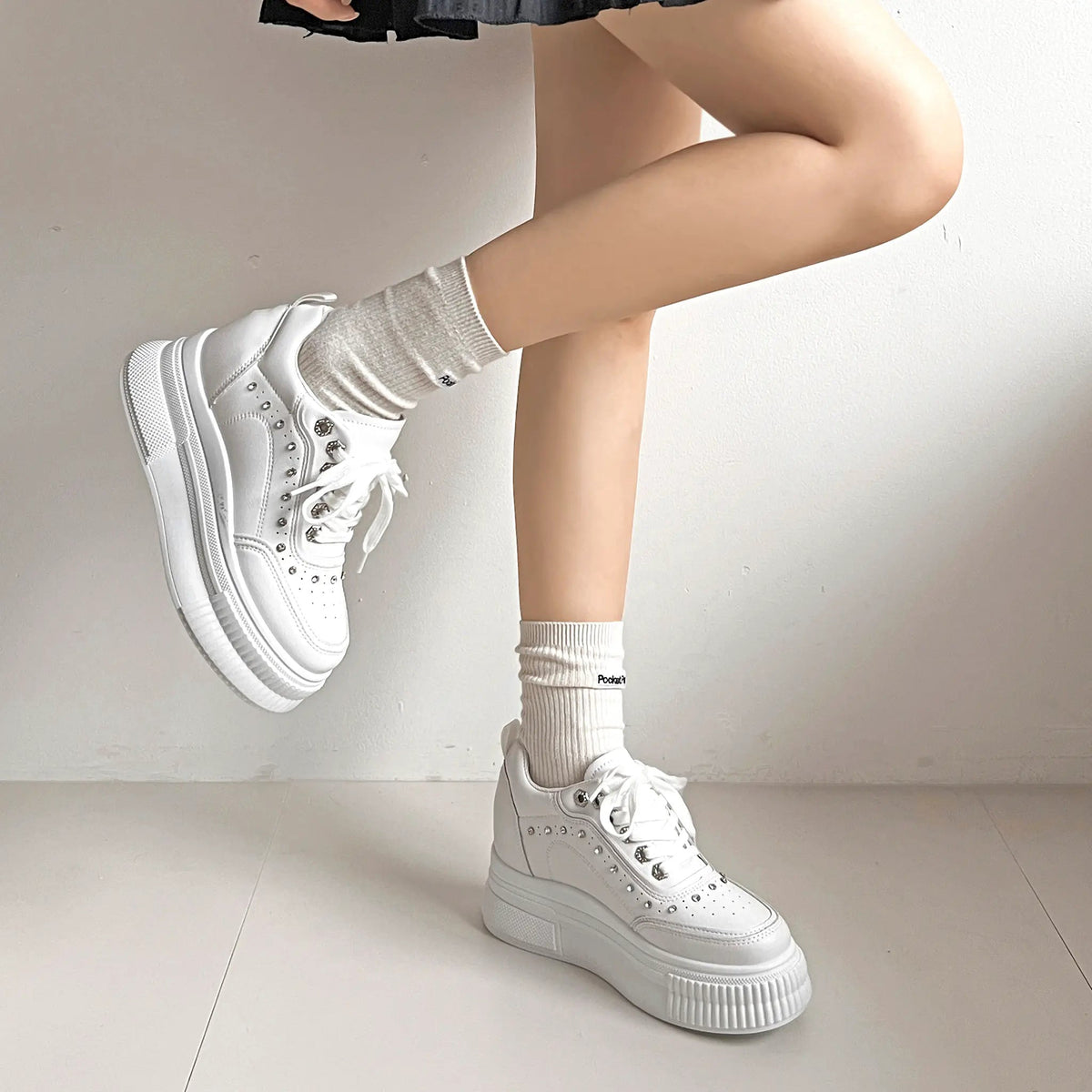 Shoes in Closet 厚底 インヒール入り ビジューパーツ スニーカー 6434 ホワイト SIC-6434_WHT